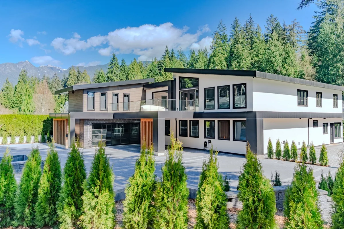 Exterior angle with strong curb appeal for twilight conversion